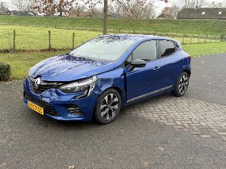Schadeauto Renault Clio Evolution 2023/1