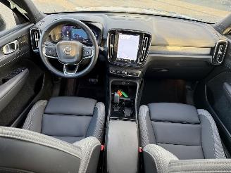 Volvo XC40 70 kWh Recharge Ultimate / Pano / Leer picture 15