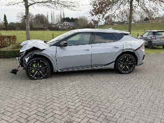 Damaged car Kia EV6 GT AWD 84 kWh / Panorama 2025/11
