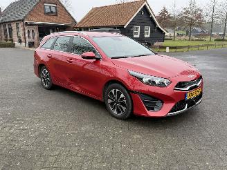 Kia Ceed Spotrswagon 1.6 GDI PHEV Dynamicline picture 2