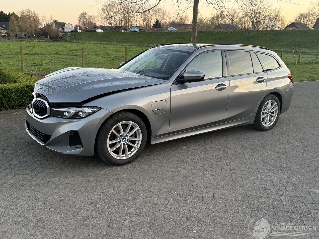 BMW 3-serie 320e Touring / Plug-in Hybride / Automaat