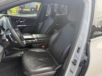 Mercedes EQE SUV 350+ AMG Line 91 kWh / Panorama picture 8