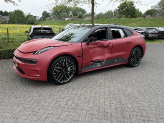uszkodzony samochody osobowe Zeekr  001 AWD Privilege 100 kWh 2024/11