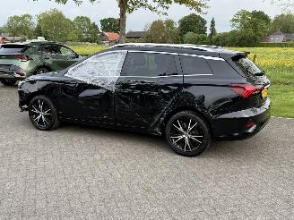 MG MG5 Electric Long Range Luxury 61 kWh picture 4