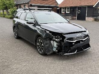 Kia Ceed 1.6 GDI PHEV BUSINESS LINE / Automaat picture 3