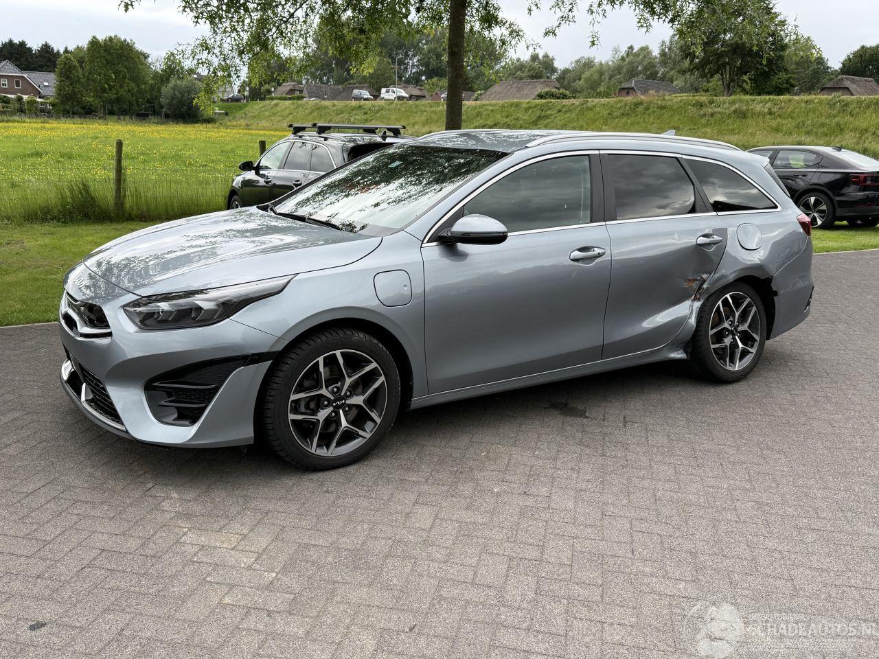 Kia Ceed Plug-in Hybride / Leer / Automaat