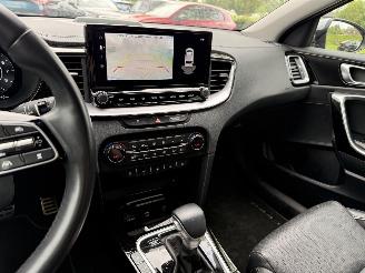 Kia Ceed Plug-in Hybride / Leer / Automaat picture 15