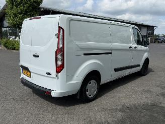 Ford Transit Custom 300 2.0 TDCI L2H1 picture 6