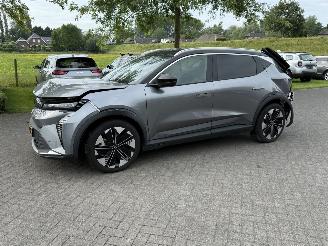 Schadeauto Renault Scenic E-Tech EV87 Long Range 2025/11