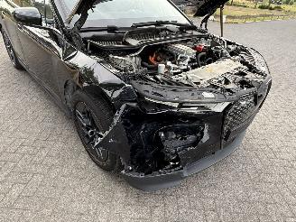 BMW iX xDrive40 picture 9