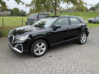 damaged passenger cars Audi Q2 S-line / Panorama / Leer 2022/4