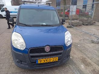 Vaurioauto  commercial vehicles Fiat Doblo  2010/10