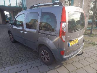 Renault Kangoo FAMILY-12TCE EXPRESSION picture 5