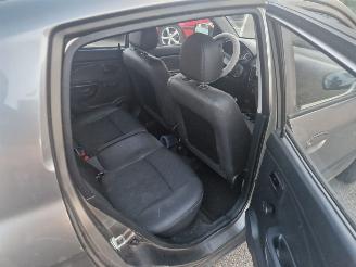 Kia Picanto 1.0 X PECT picture 12