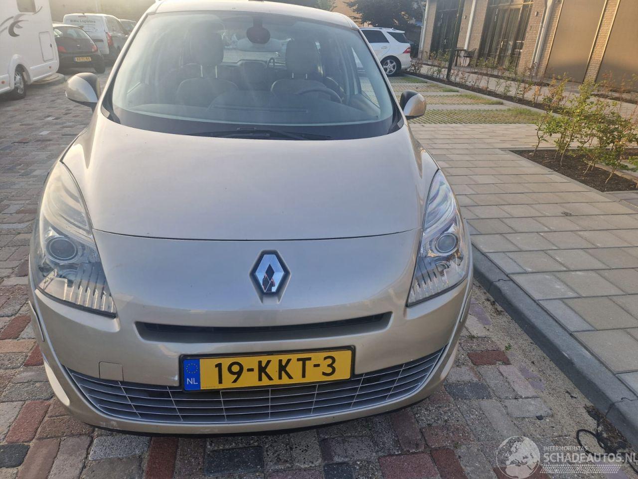 Renault Grand-scenic 2.0 PRIVILEGE AUTOMAAT