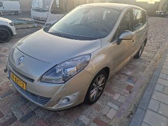 Renault Grand-scenic 2.0 PRIVILEGE AUTOMAAT picture 2