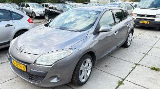 Renault Mégane 1.4 TCE EXPRESSION picture 2