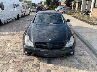 damaged passenger cars Mercedes CLS 320 cdi 2009/7