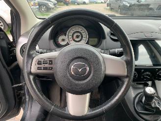 Mazda 2 1.5 S-VT EXECUTIVE picture 18