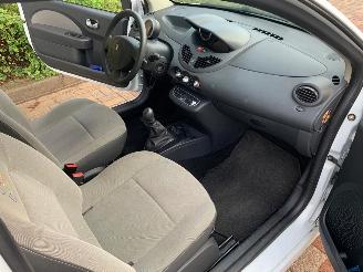 Renault Twingo  picture 13