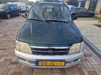 damaged passenger cars Daihatsu Gran Move AUTOMAAT EN AIRCO 2002/8