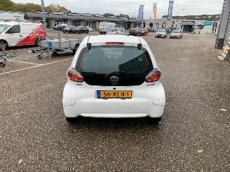 Toyota Aygo comfort navigator picture 4