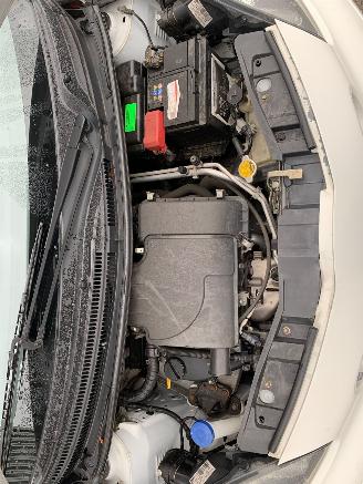 Toyota Aygo comfort navigator picture 18