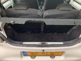 Toyota Aygo comfort navigator picture 15