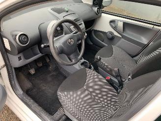 Toyota Aygo comfort navigator picture 11