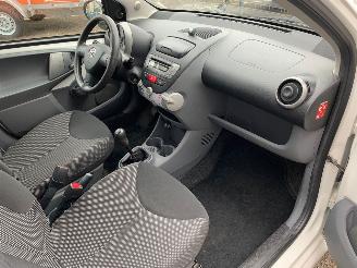 Toyota Aygo comfort navigator picture 12