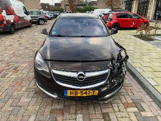Schadeauto Opel Insignia SPORTS TOURER 1.6 TURBO 2015/7
