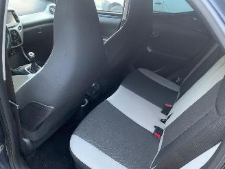 Toyota Aygo 1.0 vvt-i x nav picture 11