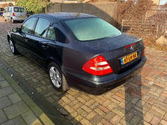 Mercedes E-klasse 200 KOMPRESSOR picture 6