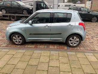 Suzuki Swift  picture 8