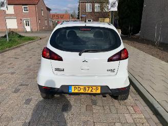 Mitsubishi Colt  picture 4