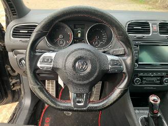 Volkswagen Golf 2.0 GTI picture 18
