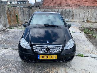 Schadeauto Mercedes A-klasse a 150 2007/2