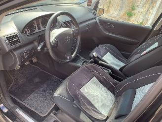 Mercedes A-klasse a 150 picture 18