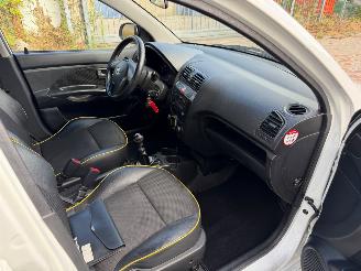 Kia Picanto 1.1 R-SPORT picture 17