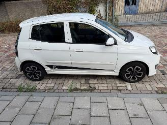 Kia Picanto 1.1 R-SPORT picture 8