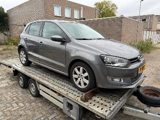 Volkswagen Polo 1.4 16v highline picture 2