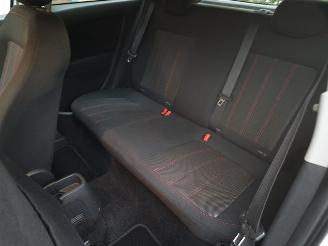 Opel Corsa 1.4 16v color edition picture 13