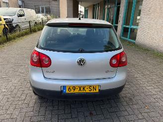 Volkswagen Golf 1.6 FSI picture 4