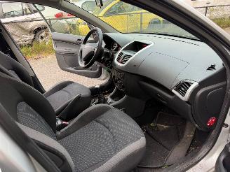 Peugeot 206+ 1.1 XR picture 16