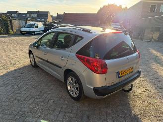 Peugeot 207 207 SW 1.6 vti xs picture 6