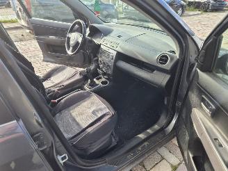 Mazda 2 1.4 TOURING picture 14