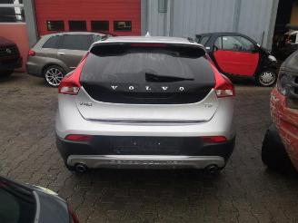 Volvo V-40  picture 4