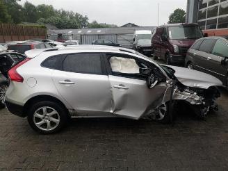 Volvo V-40  picture 6