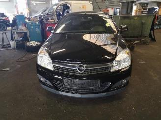 Salvage car Opel Astra Astra H Twin Top (L67), Cabrio, 2005 / 2010 1.8 16V 2010