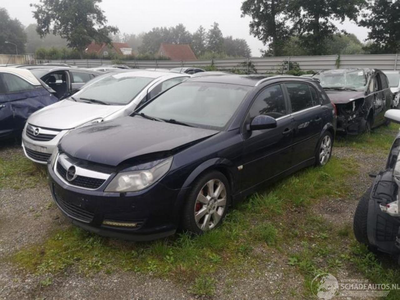 Opel Signum Signum (F48), Hatchback 5-drs, 2003 / 2008 3.2 V6 24V